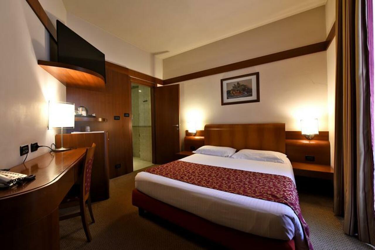 Bb Smarthotel Re Milano Nord Hotel