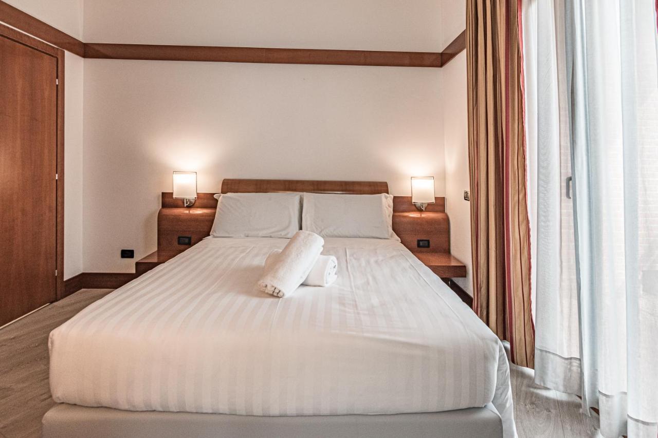 Bb Smarthotel Re Milano Nord Hotel 4*
