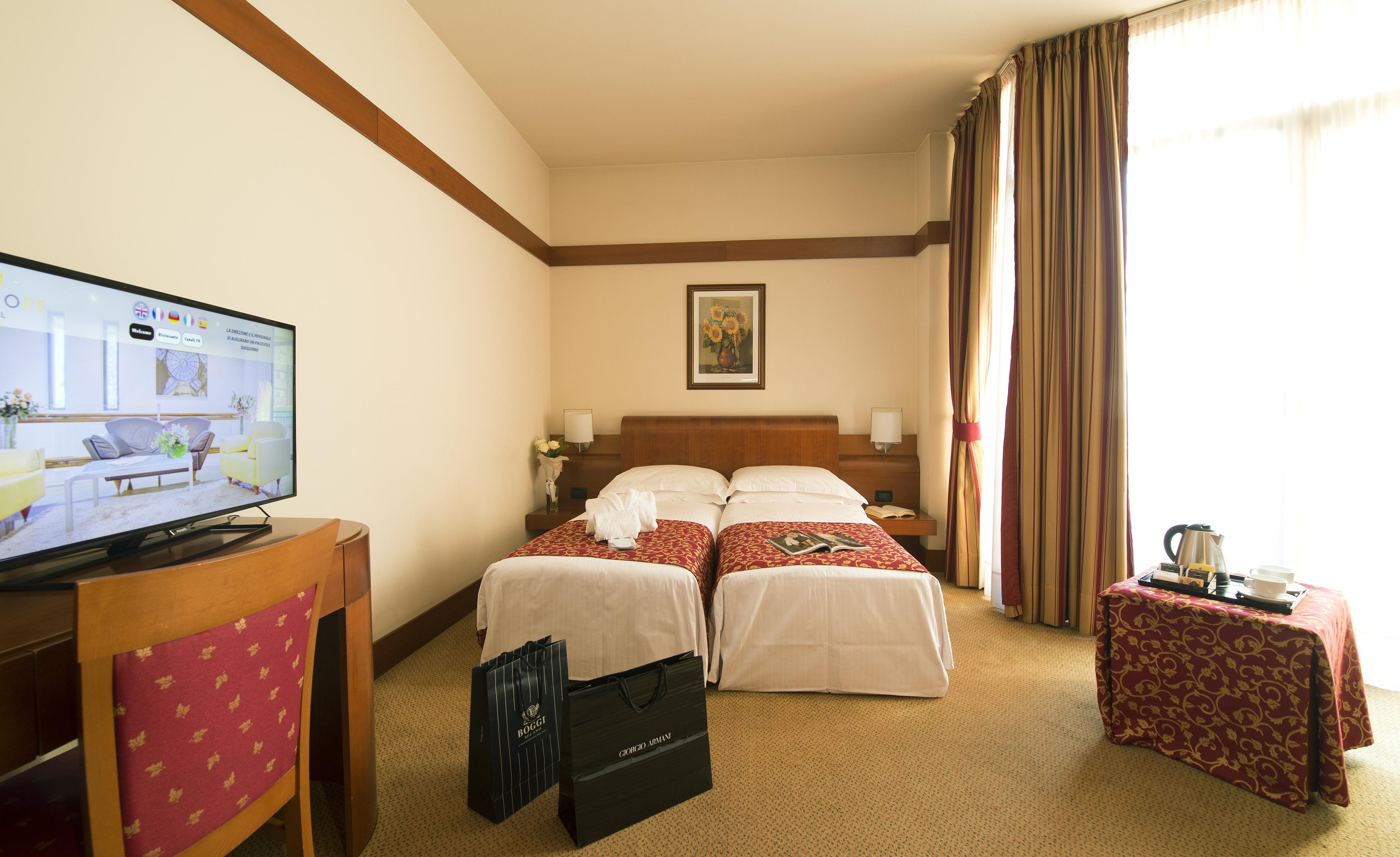 Hotel Bb Smarthotel Re Milano Nord 4*