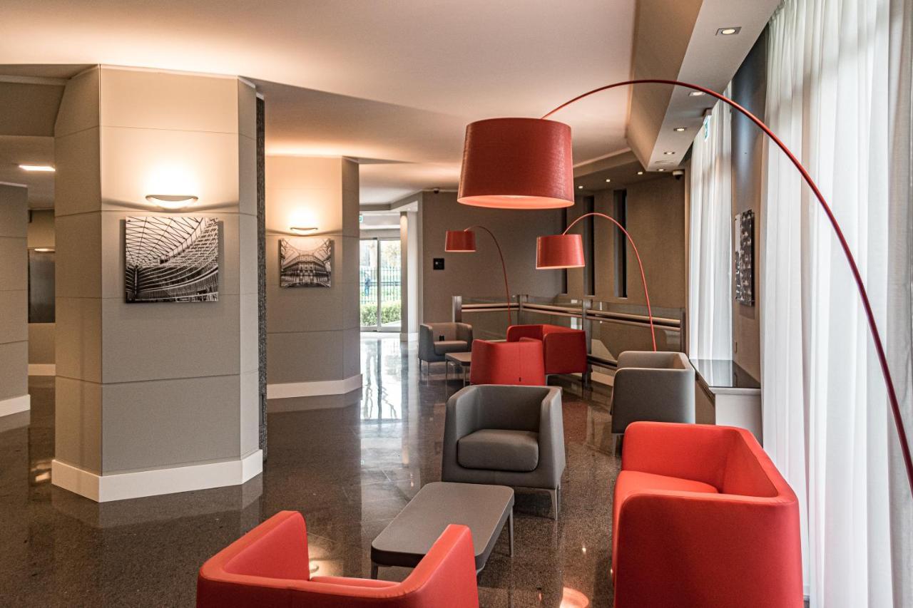 Bb Smarthotel Re Milano Nord Hotel 4*