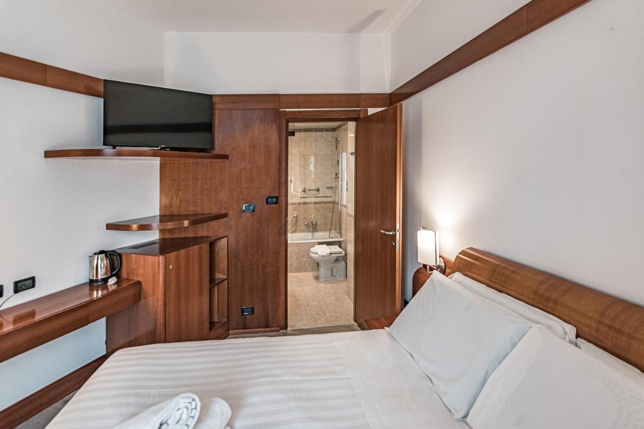 Bb Smarthotel Re Milano Nord Hotel 4*