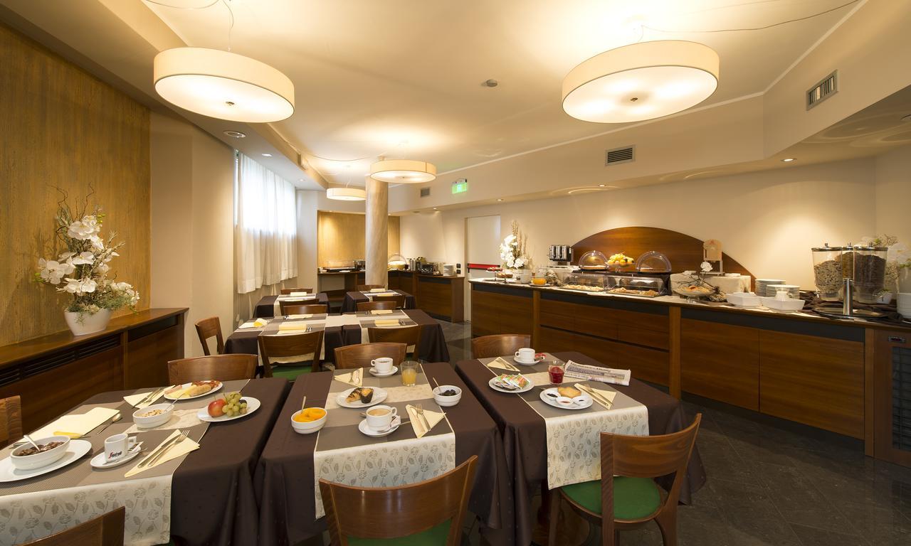 Bb Smarthotel Re Milano Nord Hotel 4*